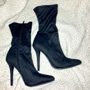 Boots (black) heels